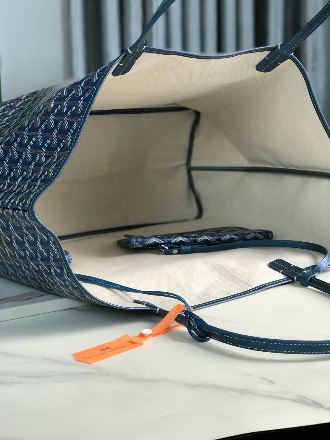 เกรดเทพ Top ORI | New Goyard Saint Louis GM tote bag Goyardine Pearly Blue (Ori)เทพ กระเป๋าทรงโท้ทใบใหญ่ หนังแท้แคนวาสแท้ สีพิเศษมุกสะท้อนแสงเงาสวยหรู