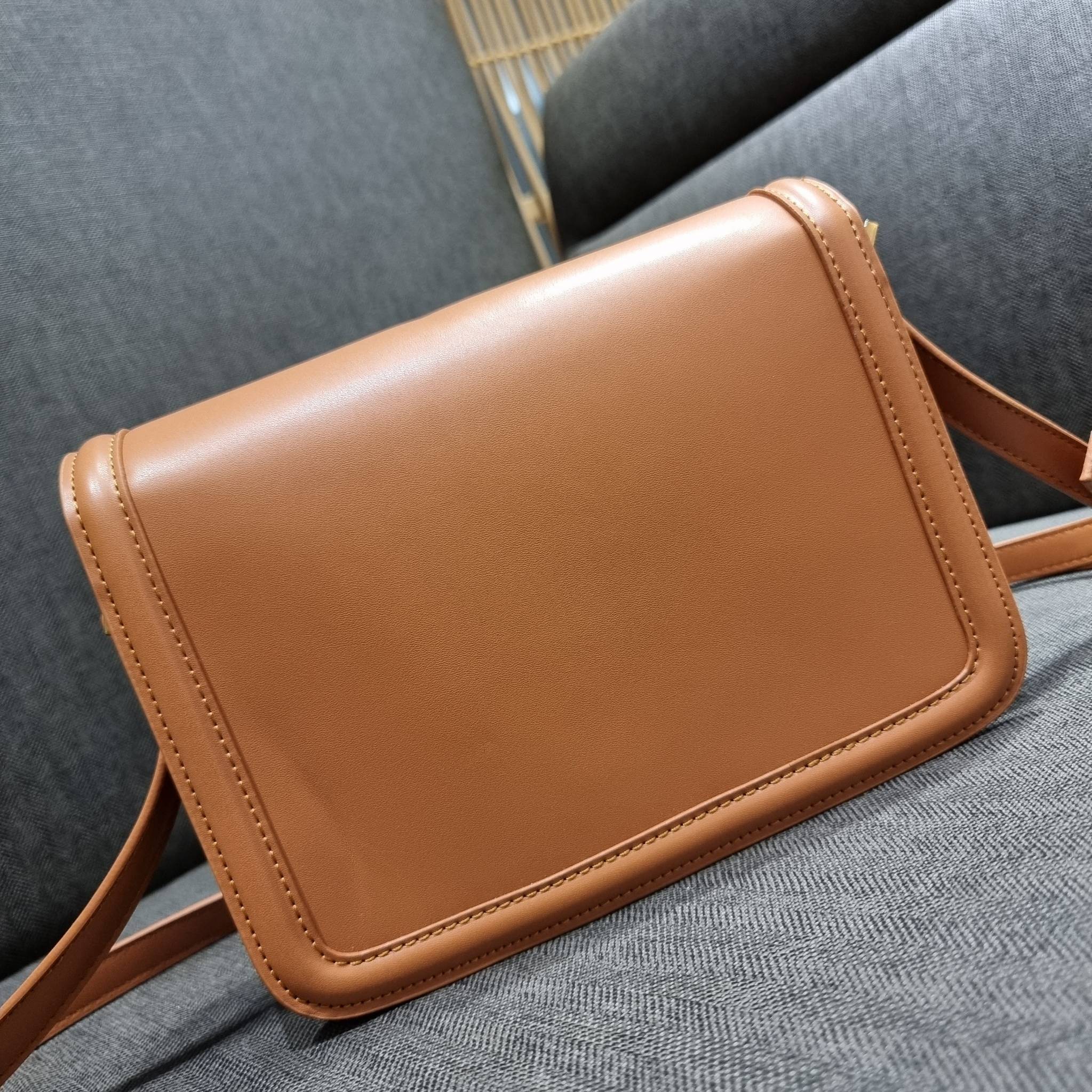 YSL SOLFERINO SATCHEL LEATHER / Yves Saint laurent crossbody bag กระเป๋าสะพายข้าง โลโก้โดดเด่น ดีเทลดูแพงด้วยตัวล็อค ใช้งานง่าย แน่นหนา วัสดุหนังแท้เต็มใบ ภายในเป็นช่องโล่ง ใส่ของสำคัญได้เลยสบายๆ สายสะพายครอส ปรับใช้ได้ตามตัว ใบจริงสวยคม ราคาสุดคุ้มพร้อม 