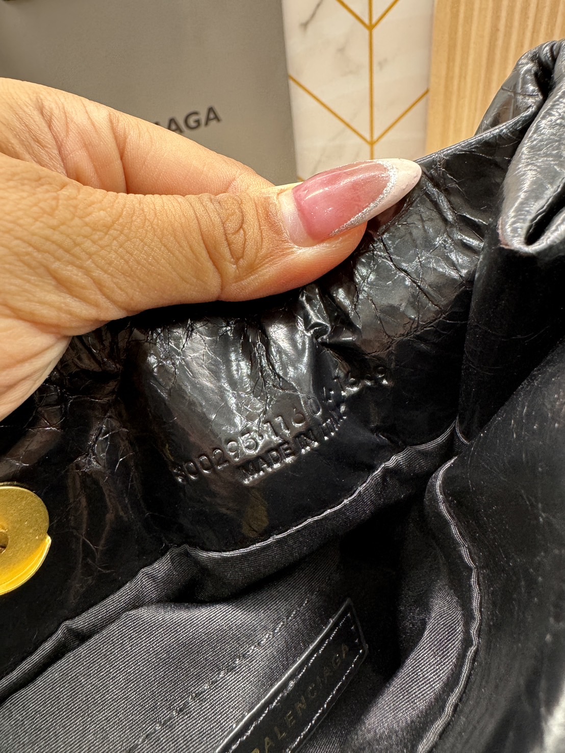 Balenciaga MONACO SMALL CHAIN BAG IN BLACK 28cm กระเป๋าทรงโท้ทใบใหญ่ งานหนังยับสวยเต็มใบ เกรดออริ สลับแท้ 1:1 ใช้งานต่างประเทศได้