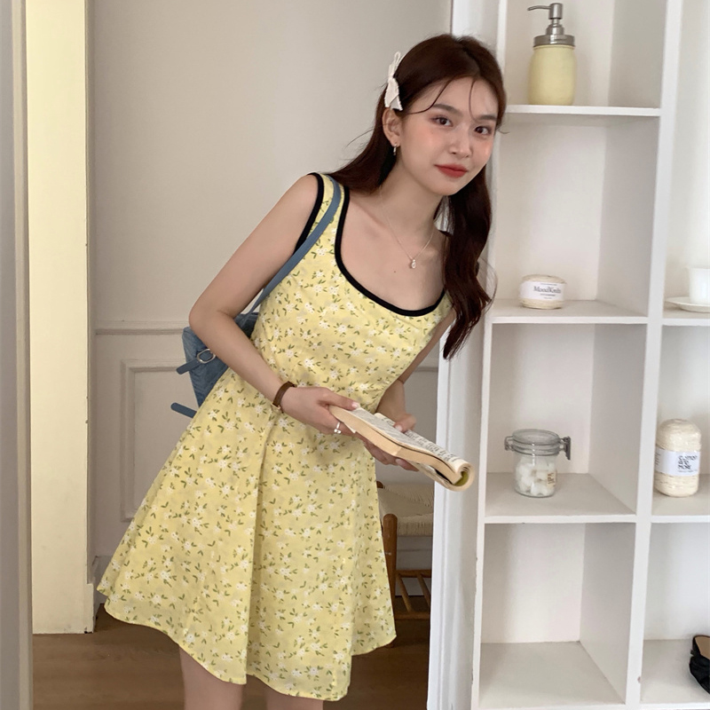 พร้อมส่ง 🍋 Fairy dress เดรสสสายเดี่ยวลายดอกสุดน่ารัก (IN38702)