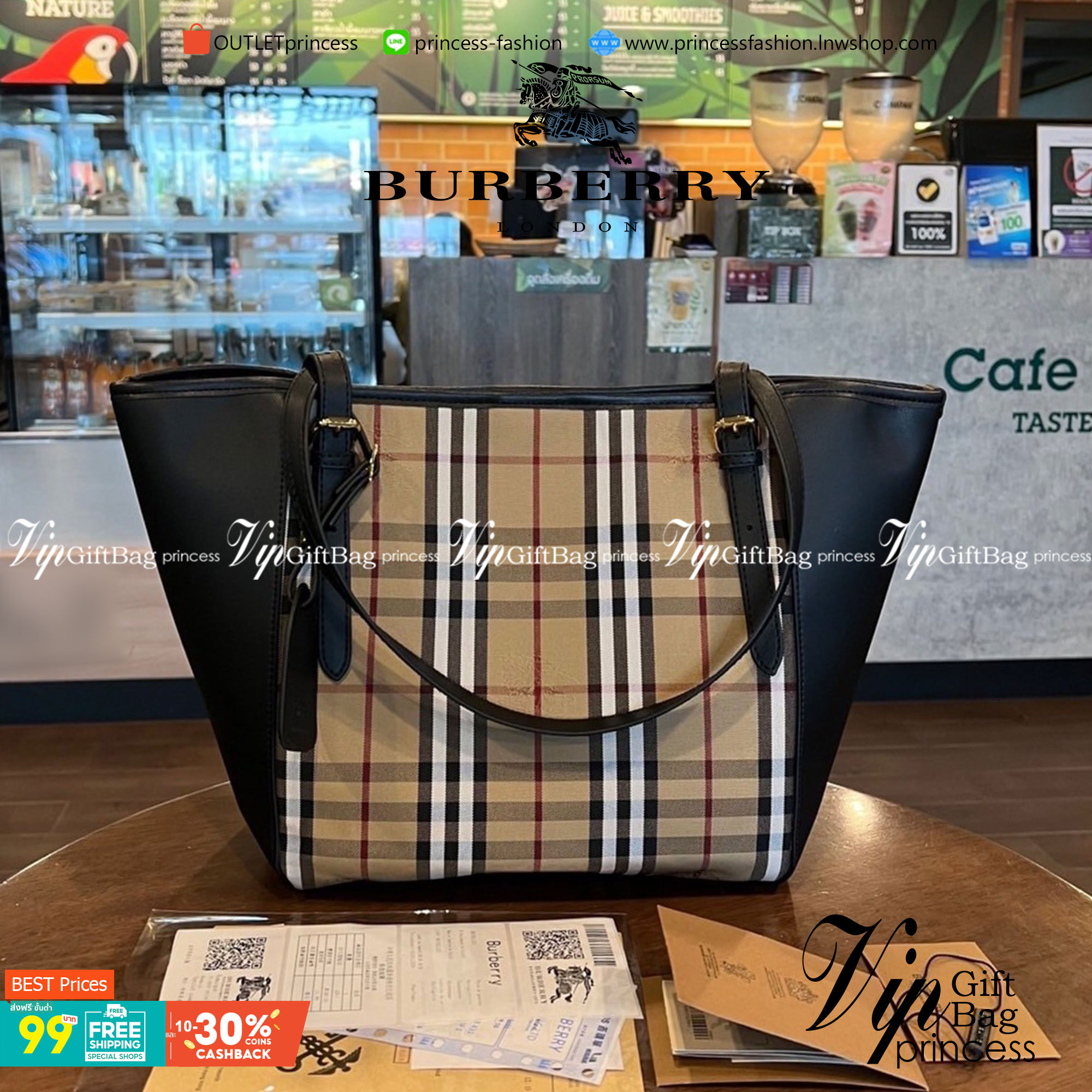 BURBERRY TOTE VINTAGE BAG วัสดุหนัง CANVAS สลับหนัง ลายออริจินอลแบรนด์ตัดขอบหนัง ภายในมีช่องใส่ของโล่งกว้าง สามารถใส่มือถือ ipad ของจุกจิกได้ อีกด้านใส่ของพร้อมหยิบใช้ อะไหล่แบรนด์สีทองวินเทจ Rare items เด็ดๆแบบนี้ห้ามพลาดน้าาา