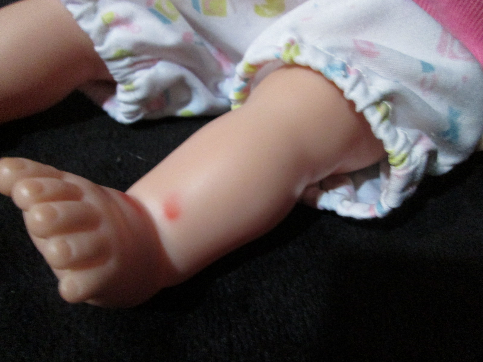 Fisher Price Baby Doll 13" ตุ๊กตาหน้ายางมือสอง
