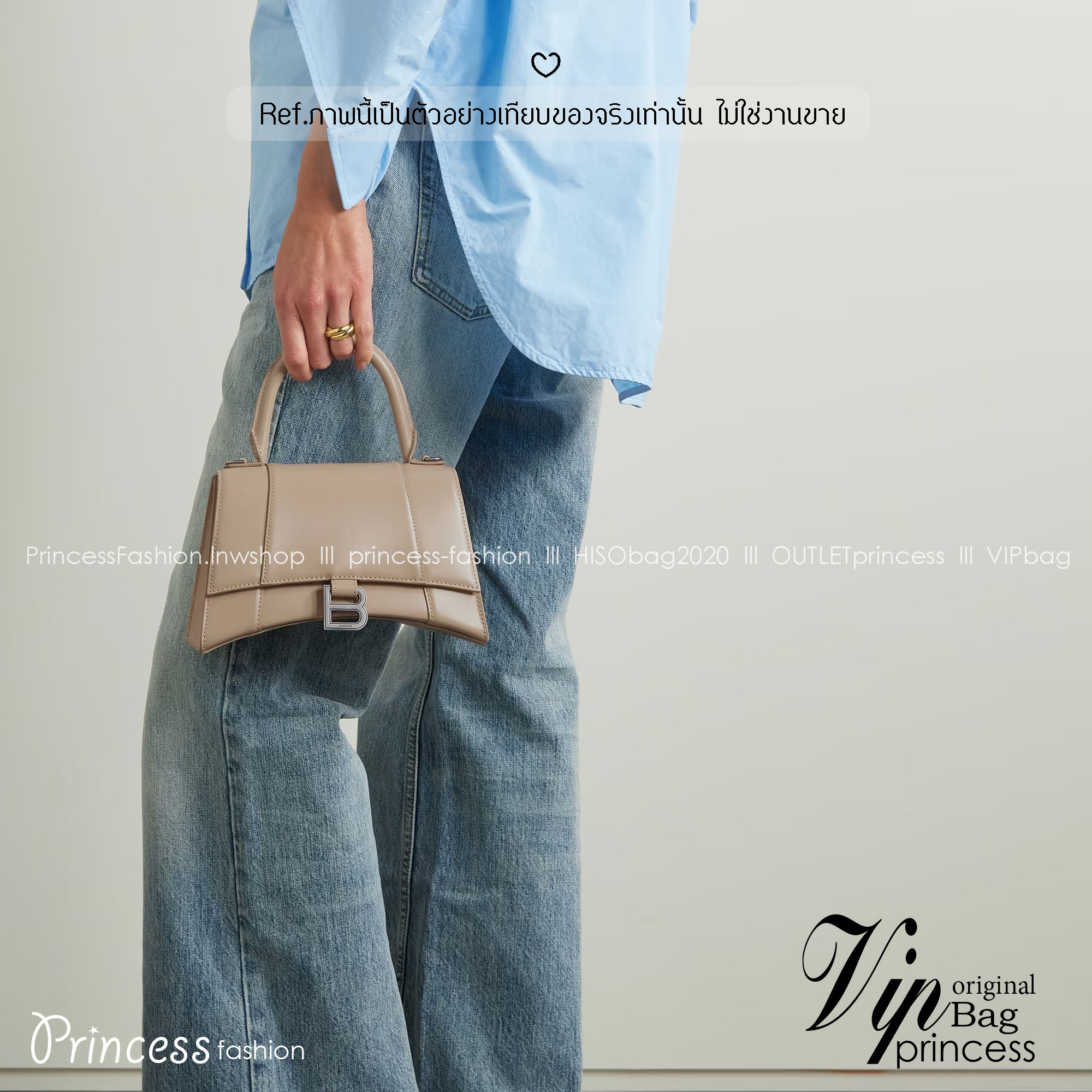 BALENCIAGA Hourglass top-handle tote bag กระเป๋าสะพายแบรนด์หรูซิกเนเจอร์ ที่มาพร้อมดีไซน์โดดเด่น มีความโฉบเฉี่ยว โค้งมนเหมือนพระจันทร์เสี้ยว เพิ่มความสวยสะดุดตาด้วยการตกแต่งอักษร B เมทัลลิก