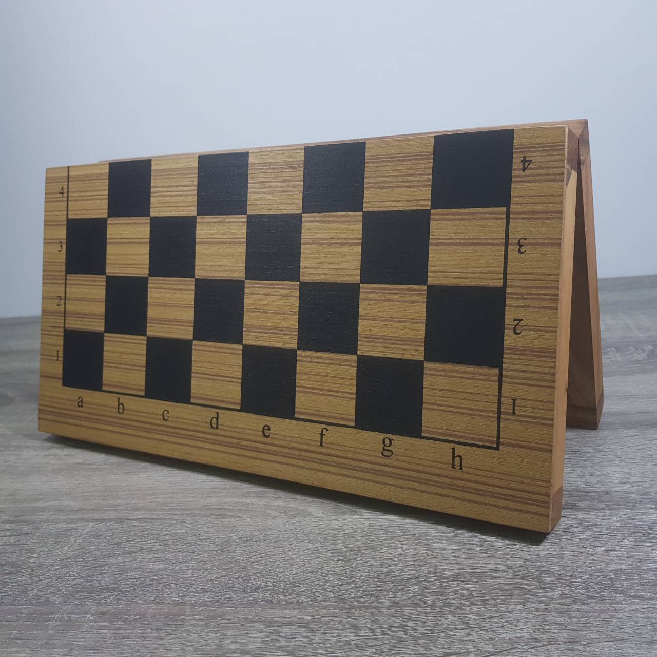 กระดานหมากรุกช่องดำขนาดจัมโบ้ช่อง5x5 cm.(กระดานขนาด47x48cm.)