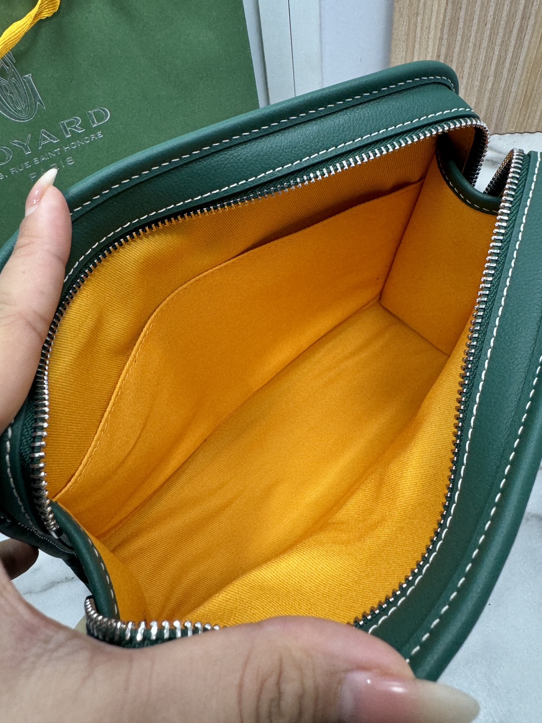 ORI หนังแท้ | Goyard Jouvence MM Toiletry Bag / Goyard Clutch bag กระเป๋าทรงคลัชกะทัดรัด เหมาะสำหรับการเก็บของในแนวตั้งและป้องกันการหกหรือรั่วไหล แคนวาสทำความสะอาดง่าย