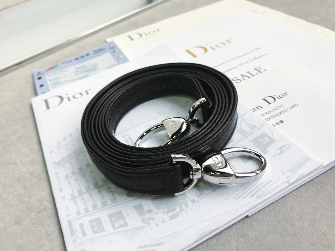 หนังแท้ LARGE LADY DIOR BAG Black Cannage Lambskin / Dior Lady Large พร้อมส่งที่ไทย งานหนังแท้ทั้งใบเกรดออริจินอล ภาพสินค้าถ่ายจากงานขายจริง ใช้งานต่างประเทศได้