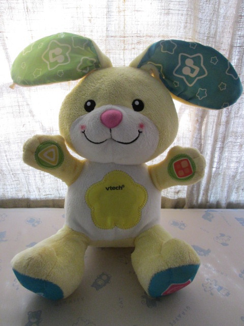 VTech Day and Night Cuddle Bunny ตุ๊กตามีเสียง พูดได้ สอนภาษามือสอง