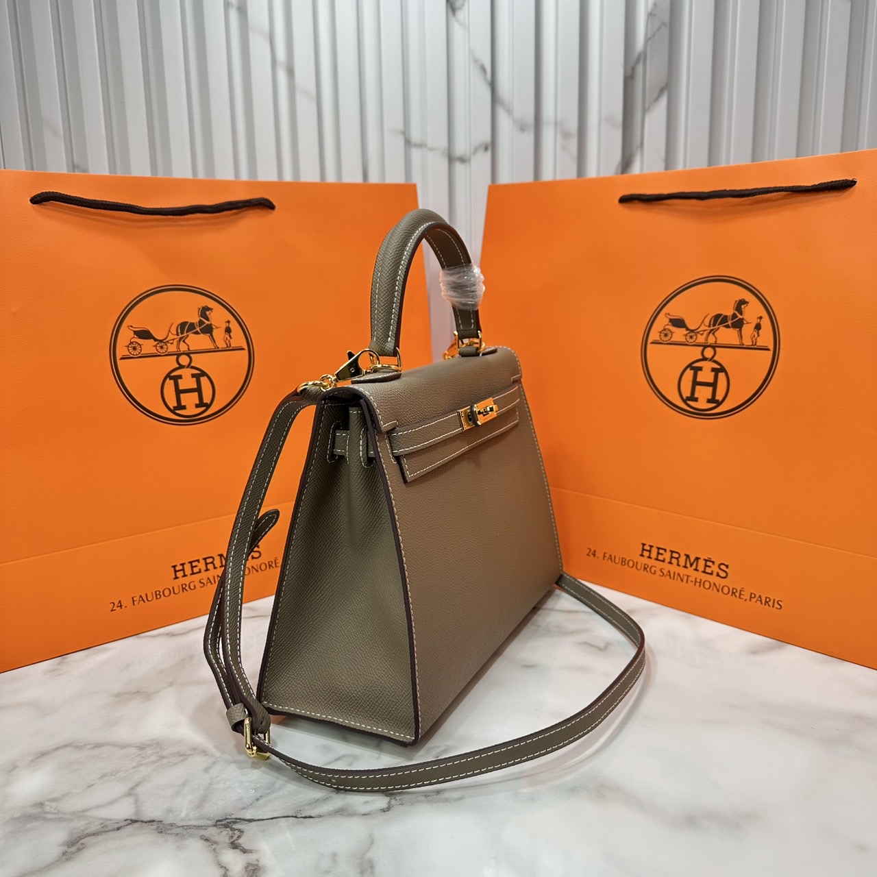 ORI หนังแท้ | Hermes Kelly 25cm / 28cm กระเป๋าสะพายที่สุดแห่งหรูหราลัคชู นิยามของความสง่างามเหนือกาลเวลา แบรนด์เนมในฝัน งดงามดั่งเจ้าหญิง