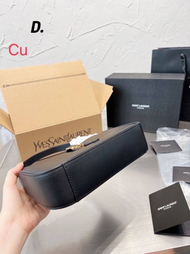 YSL LE 5 À 7 in smooth leather bag / YSL Le 5A7 Hobo Bag กระเป๋าสะพายไหล่ทรงโฮโบกระแสแรงดีไม่มีแผ่ว ใช้งานง่าย สวย เรียบหรู ดูแพงที่แท้ทรู เป็นรุ่นที่สาวๆ ควรมีติดตู้ไว้ รับรองว่าปังมากๆ