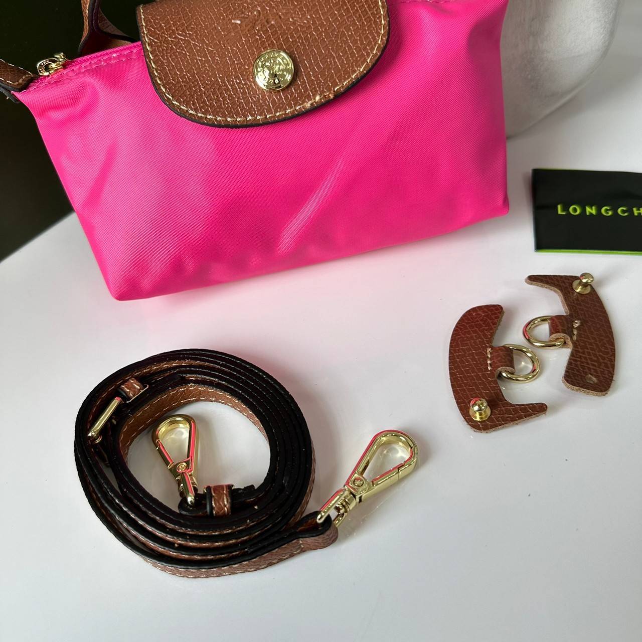 LONGCHAMP LE PLIAGE ORIGINAL Pouch with handle กระเป๋าใบเล็กขนาดกระทัดเหมาะกับใส่ของจำเป็นจุกจิก กันน้ำได้ พร้อมส่ง