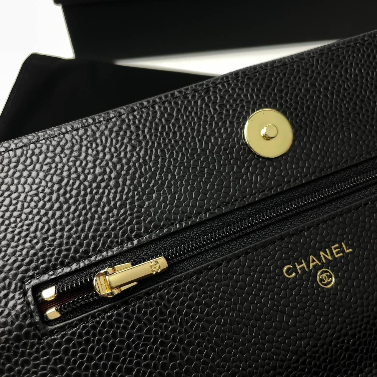 Chanel Wallet On Chain รุ่น Micro chip *หนังคาเวียร์* เกรดท็อปออริจินอล 1:1 สลับแท้ เกรดขายดีสุด งานสวยเป๊ะปัง ทรงสวยตรงปก ไม่ผิดหวัง ใช้งานต่างประเทศได้ ภาพถ่ายจากงานขายจริง