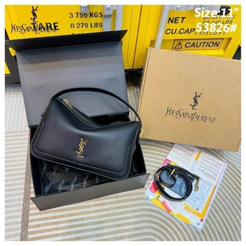 YSL Camera Supple Bag กระเป๋าสะพายทรงกล้องใบขนาดกลาง มีหูจับถนัดมือ งานหนังสวยเต็มใบ จุของได้เยอะ ดีไซส์เรียบหรูดูแพง ใบจริงสวยน่าใช้มากค่ะ