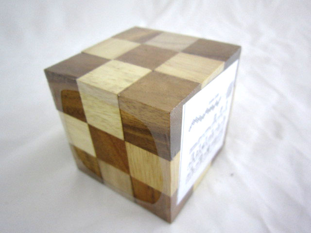 เกมลูกบาศก์งู( snake cube) ขนาดใหญ่