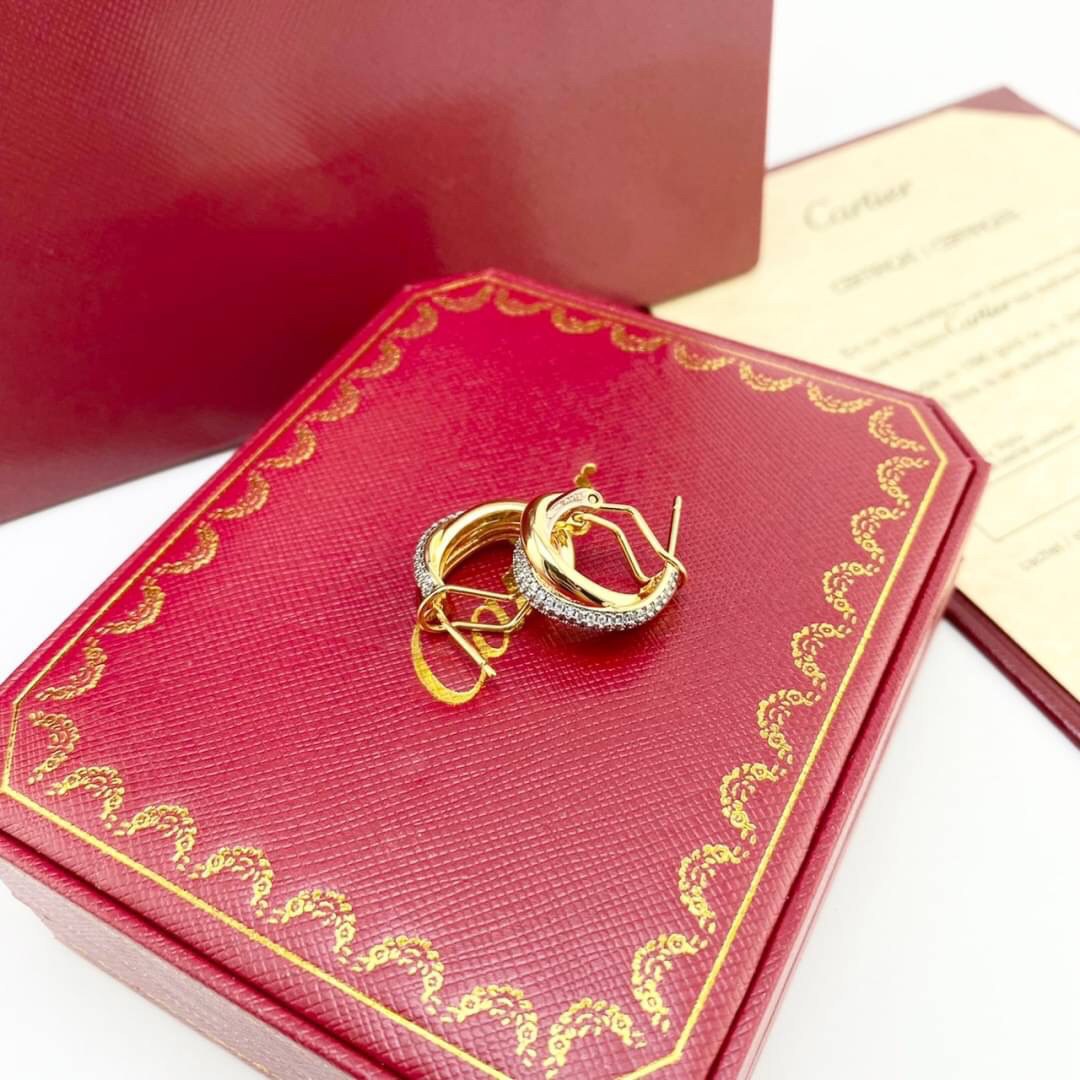 CARTIER EARRINGS ต่างหูคาเทียร์ มีเพชร ภาพถ่ายจากงานจริง วัสดุโลหะเคลือบขึ้นเงาตามรูป ใช้งานต่างประเทศได้