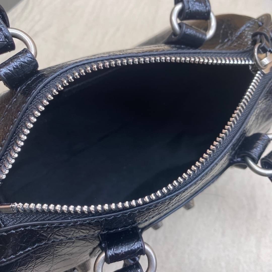 Balenciaga Mini City Shoulder Bag 20cm กระเป๋าสะพายรุ่นยอดนิยม สวยเท่ เกรดออริ 1:1 สลับแท้ ใช้งานต่างประเทศได้