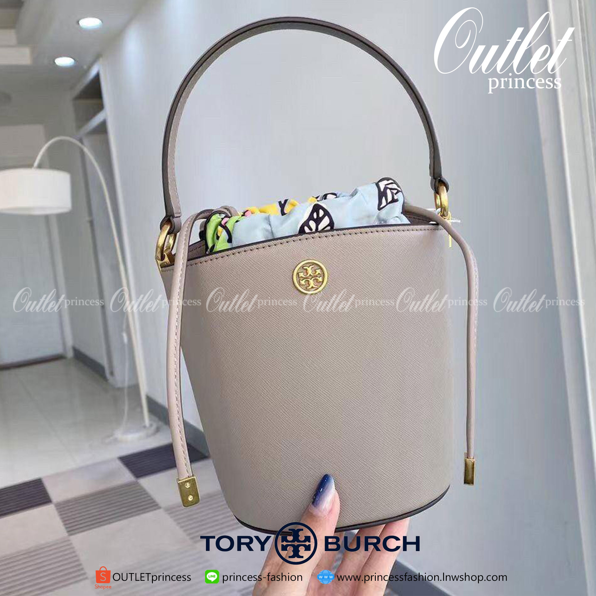Tory Burch Robinson Mini Leather Bucket Bag 75591 กระเป๋าถือ หรือ สะพายข้าง Crossbody ได้ วัสดุหนังแท้ อะไหล่ทองหรูหรา