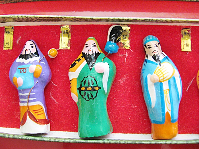 ชุดตัวละครในเรื่องสามก๊กค่ะ