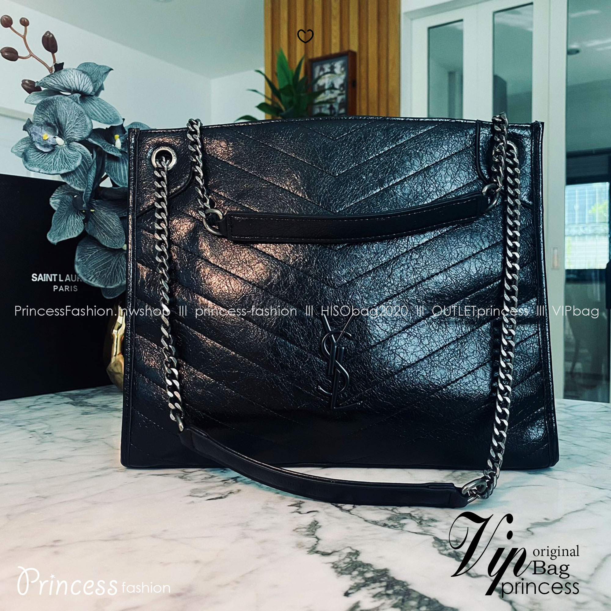 YSL Shopper Niki Tote Bag กระเป๋าสะพายทรงโท้ทใบใหญ่กำลังสวย หรูหราขั้นสุด เสิร์ฟมาให้สวยทันใช้ปีใหม่แน่นอน ใบจริงดูแพงเกินคุ้ม -- [รับตัวแทนกระเป๋า]