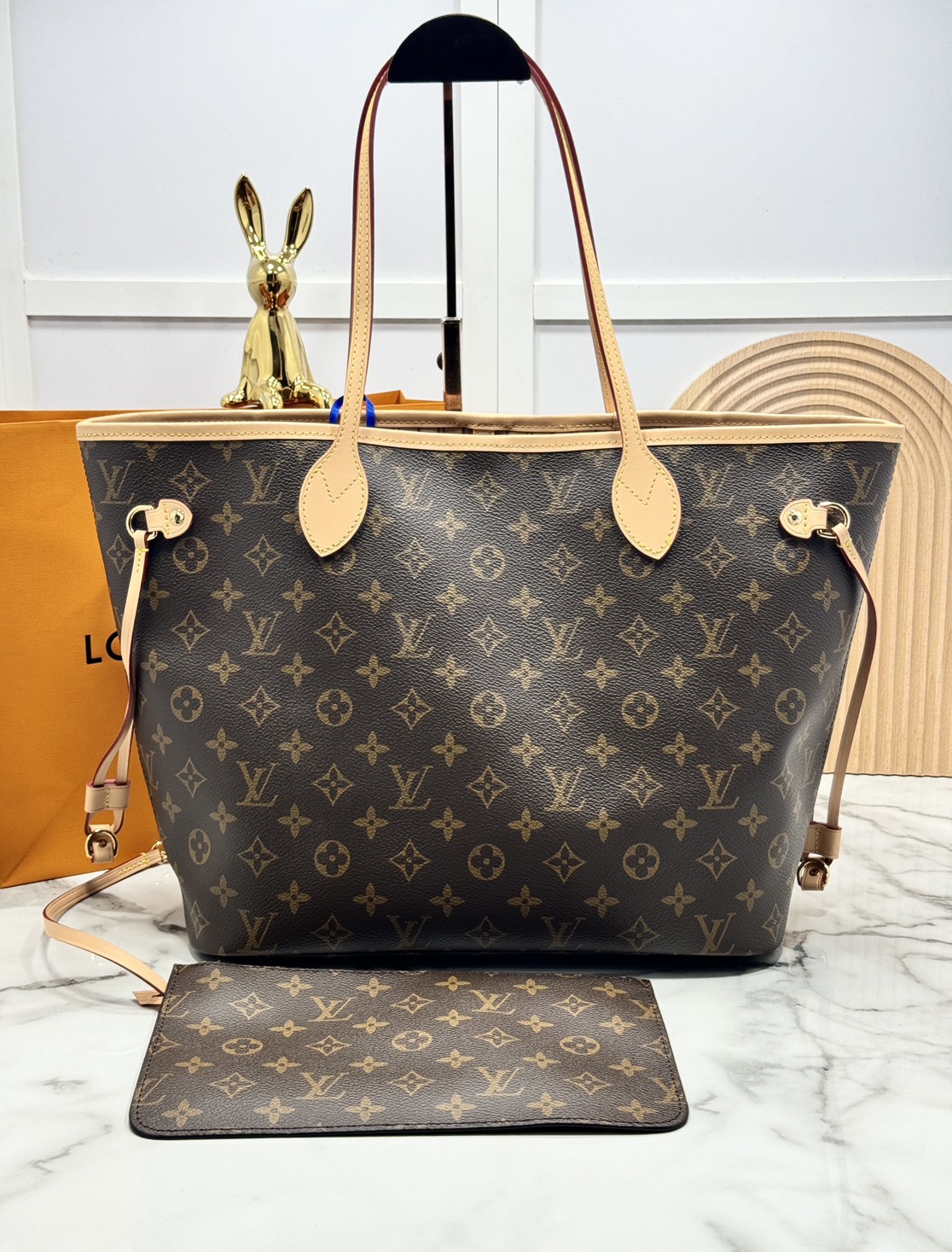 ORI หนังแท้ | LV Neverfull bag Size M Monogram Canvas กระเป๋าสะพายทรงโท้ท ดีไซน์คลาสสิกเหนือกาลเวลาเข้ากับดีเทลที่สืบทอดมายาวนาน แคนวาสแต่งขอบหนัง