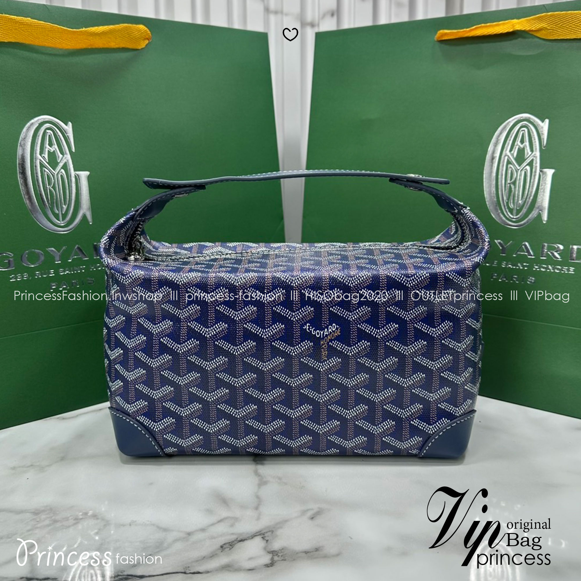 ORI หนังแท้ | Goyard Bowling 25 Toiletry Bag / Goyard Pouch กระเป๋าทรงพอช พร้อมสายถือจับถนัดมือใช้งานง่ายกะทัดรัด ตอบโจทย์ความเรียบง่ายแต่คลาสสิก ใช้ได้ทั้งชายหญิง หรูหรา ติดแกรมที่สุด เป็นรุ่นตามหา ที่ตอนนี้มีพร้อมส่งแล้วค่า