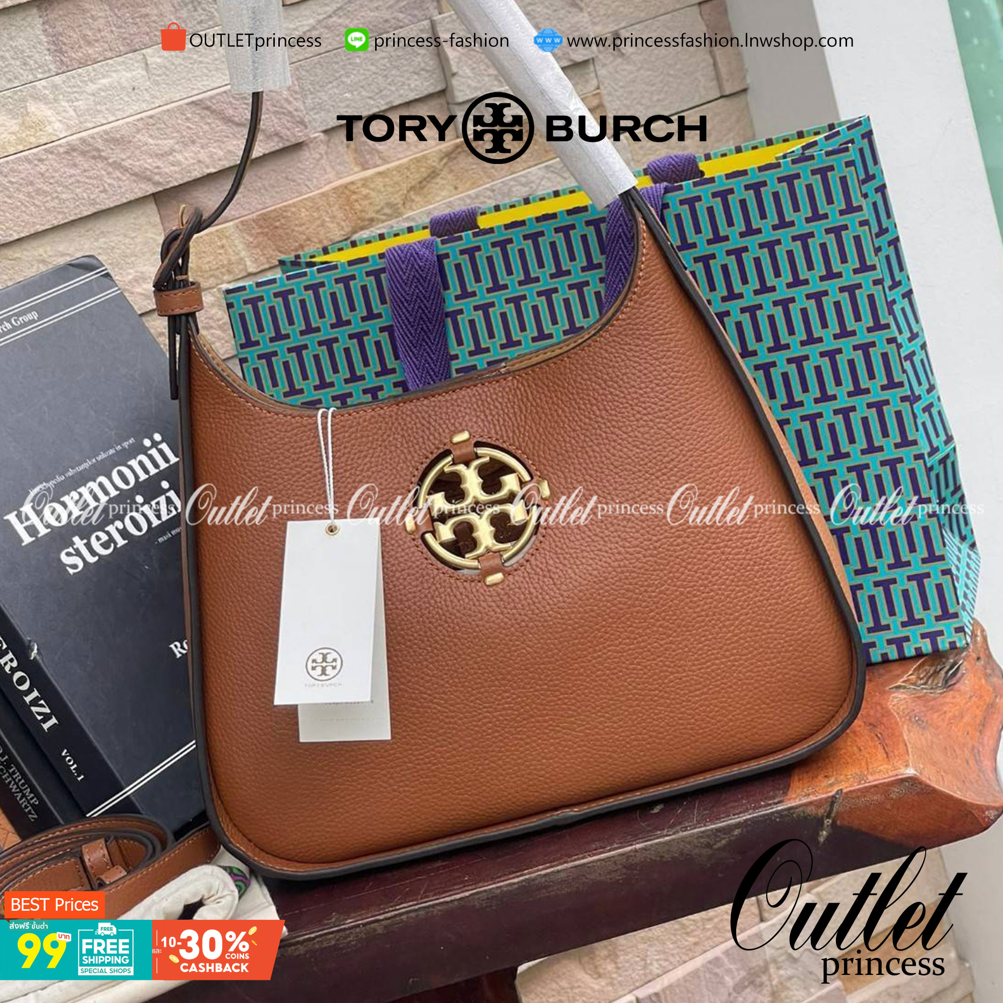 Tory Burch Miller Small Classic Shoulder Bag กระเป๋าที่เป็นได้มากกว่ากระเป๋าสะพายไหล่ โดยทางแบรนด์มีการออกแบบที่การต่อสายให้มาในลุคช์สะพายข้างได้ เป็นเอกลักษณ์ไม่ซ้ำใคร รูปทรงคลาสสิค เปิดปิดด้วยแม่เหล็กเพิ่มความปลอดภัย วัสดุหนังวัวแท้นุ่มต่อผิวสัมผัส มาคู