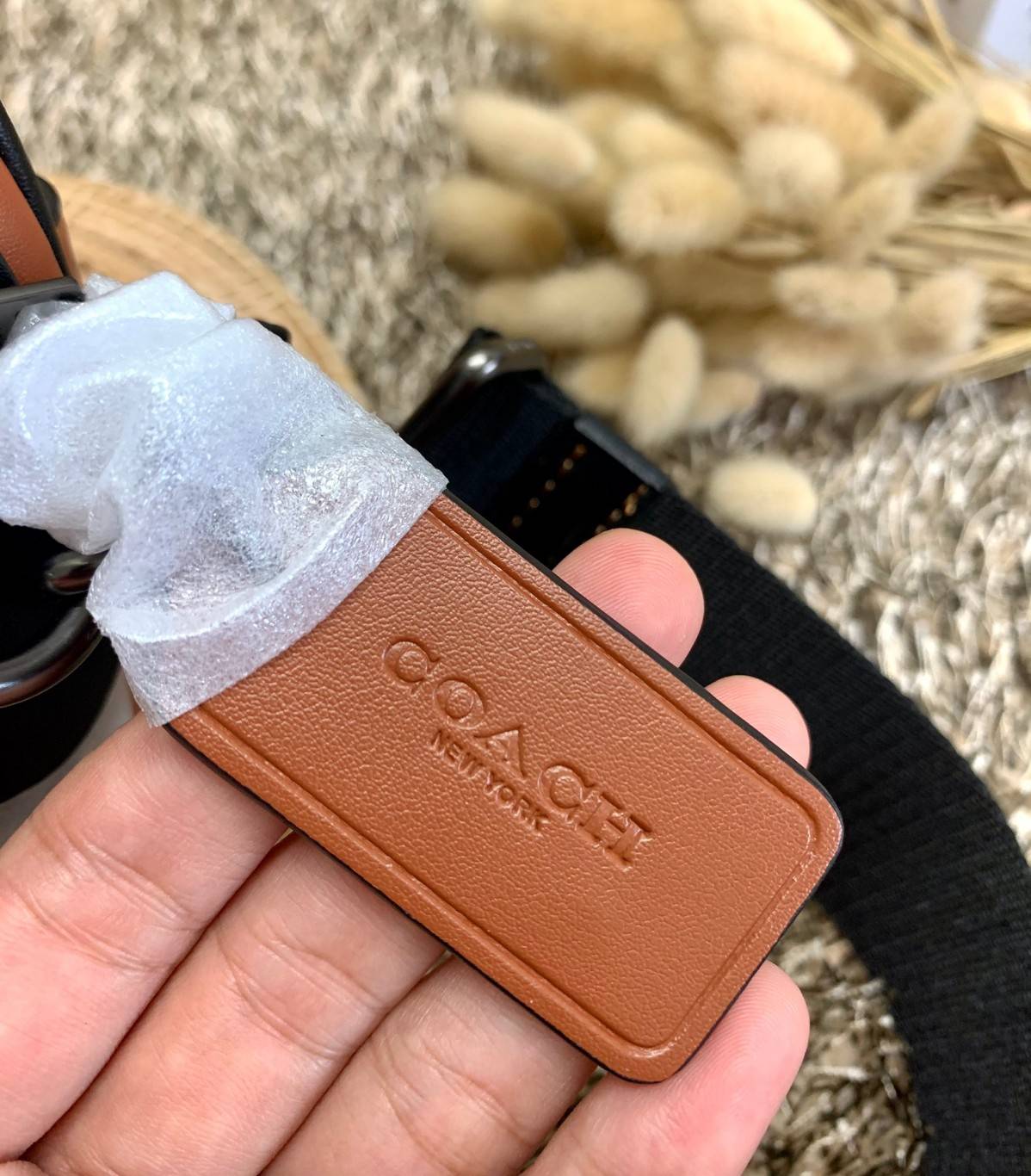 3สีเข้าใหม่งานคุณภาพอีกแล้วคับท่านน ทั้งสี ทั้งหนังสวยมากๆค่าา!! COACH GRAHAM CROSSBODY BAG ((39946)) พร้อมส่ง! กระเป๋าสะพายแบบครอสบอดี้ร์ ใช้ได้ทั้งชาย//หญิง หนังแท้อย่างดี เรียบหรูค่ะ ด้านหน้ามีช่องซิปซ่อนให้หนึ่งช่อง ช่องซิปหลักกว้าง ใส่ของจำเป็นได้ครบ