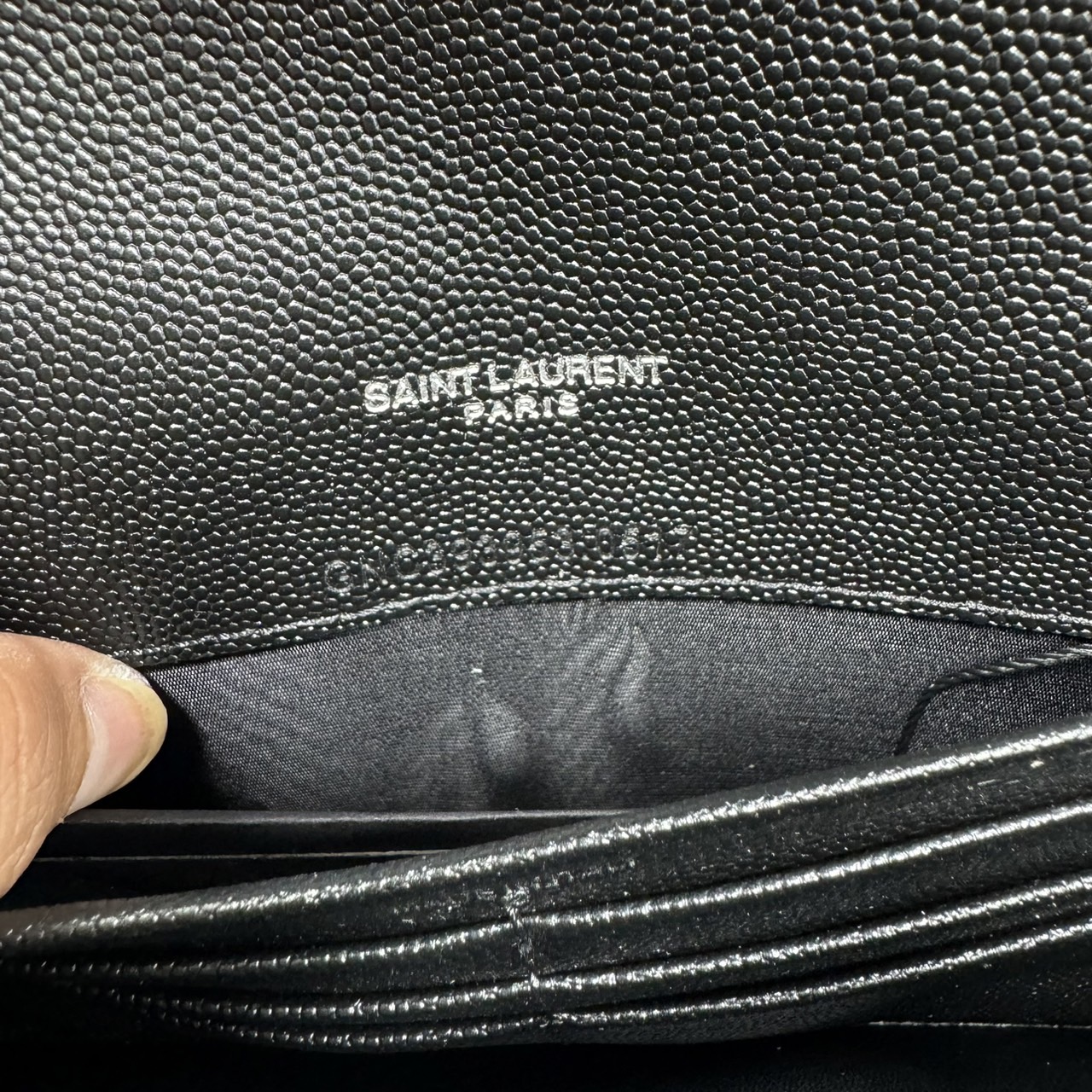 YSL Envelope WOC 7.5 Wallet on chain / YSL Clutch Bag 7.5" กระเป๋าสะพายรุ่นยอดนิยม เกรดหนังคาเวียร์สวยเต็มใบ เกรดออริ 1:1 ใช้งานต่างประเทศได้