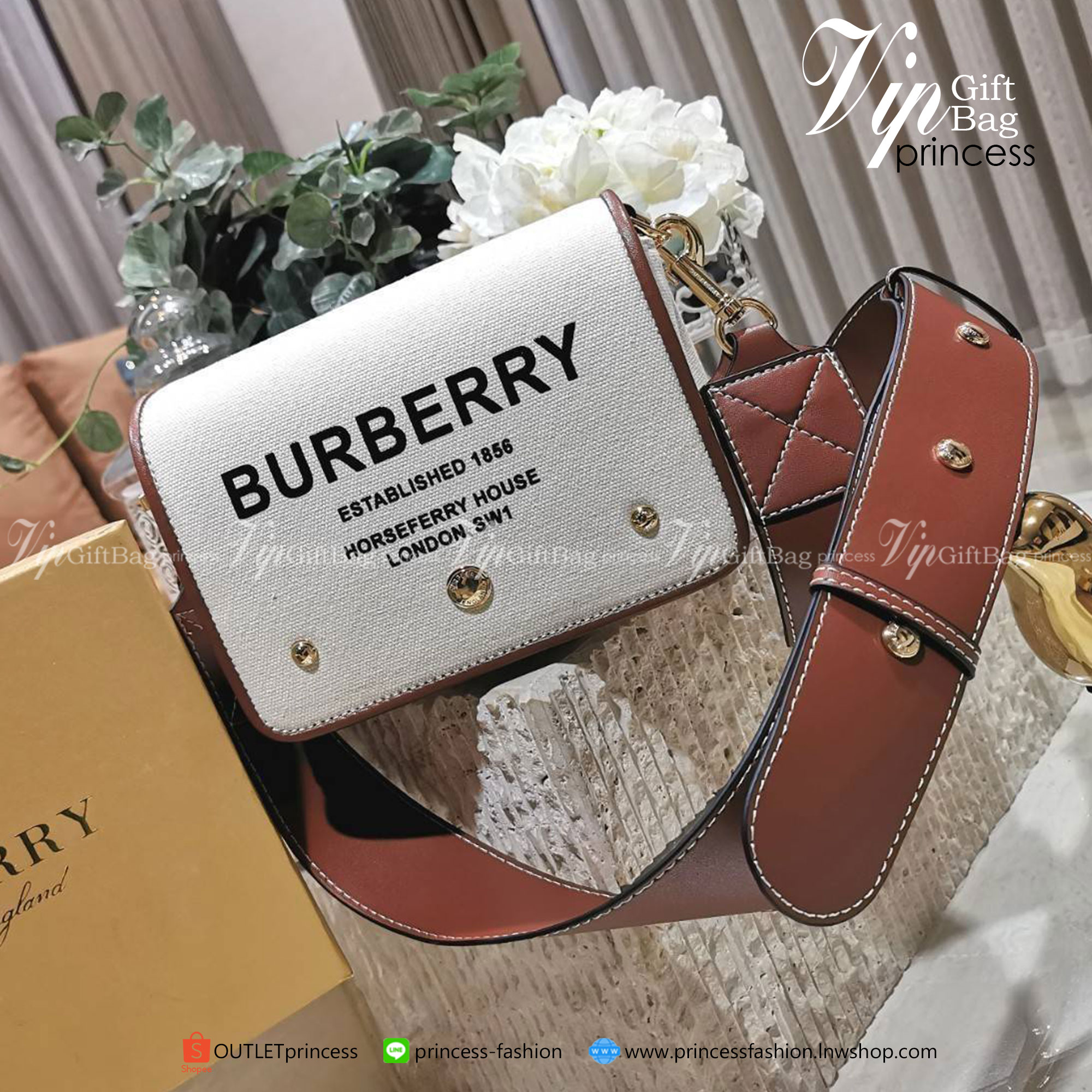 พรีเมี่ยมกิ๊ฟแท้ 100% BURBERRY FRAGRANCES CROSSBODY BAG VIP GIFT WITH PURCHASE (GWP) พรีเมี่ยมกิ๊ฟ Limited Edition