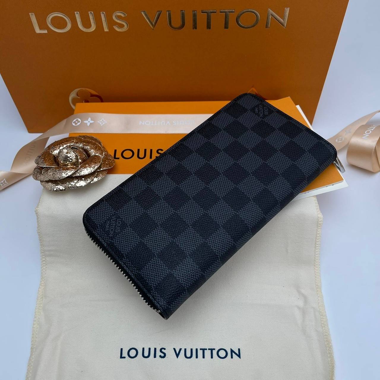 พรีเมี่ยมกิ๊ฟแท้ 100% 】พร้อมส่งที่ไทยที่นี่ที่เดียว Louis Vuitton wallet 19cm Gift Box Set