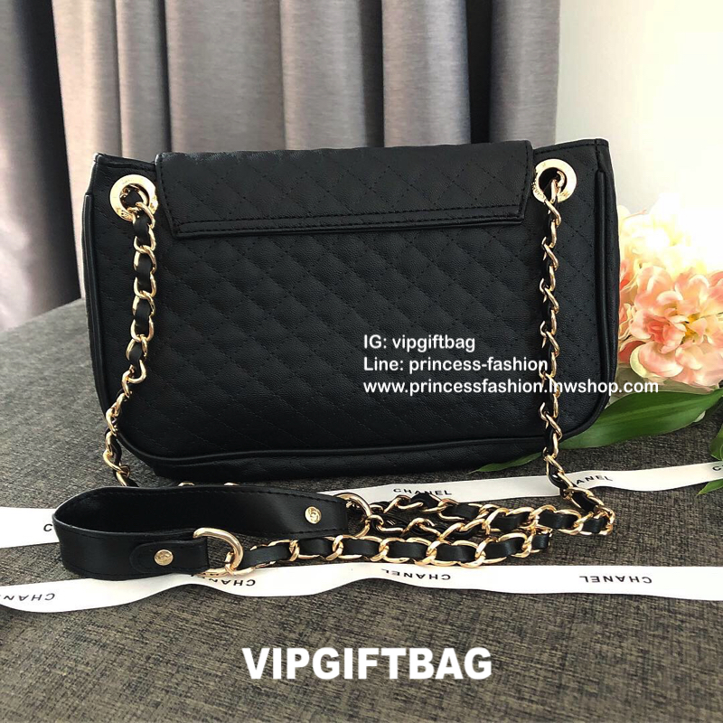 Vip Gift Premium Gift พรีเมี่ยมกิ๊ฟ แท้💯 กระเป๋า Chanel Quilted Shouler Bag with Tag
