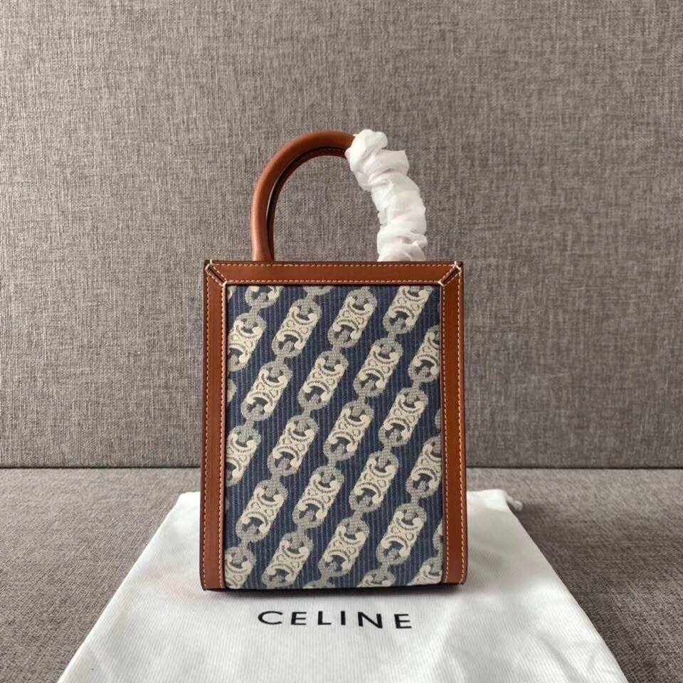 พรีเมี่ยมกิ๊ฟแท้ 100% 】พร้อมส่งที่ไทย!! ที่นี่ที่เดียว CELINE MINI VERTICAL CABAS IN MALLON TRIOMPHE JACQUARD AND CALFSKIN TOTE BAG งานหนังแท้