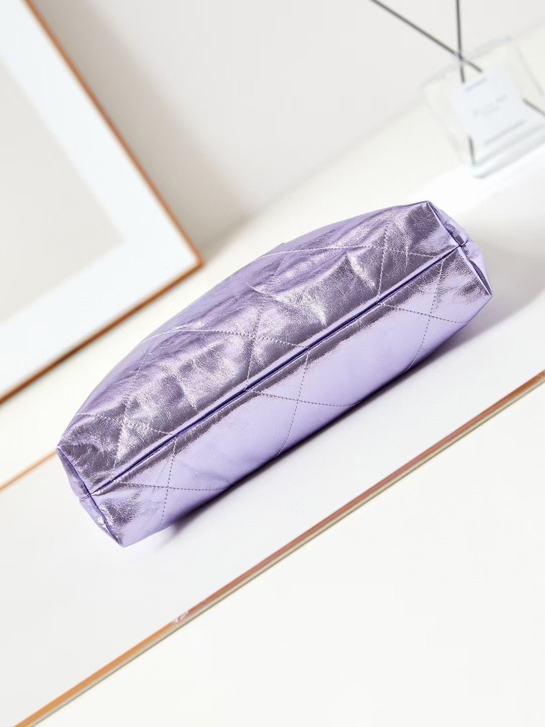 CHANEL 22 Medium HANDBAG In Metallic & Gold-Tone Metal กระเป๋าสะพายสีเมทัลลิค เกรดออริ ท็อป สลับแท้ 1:1 เกรดดีสุด ผ่านทุก ตม หนังแท้สวย ใช้งานต่างประเทศได้