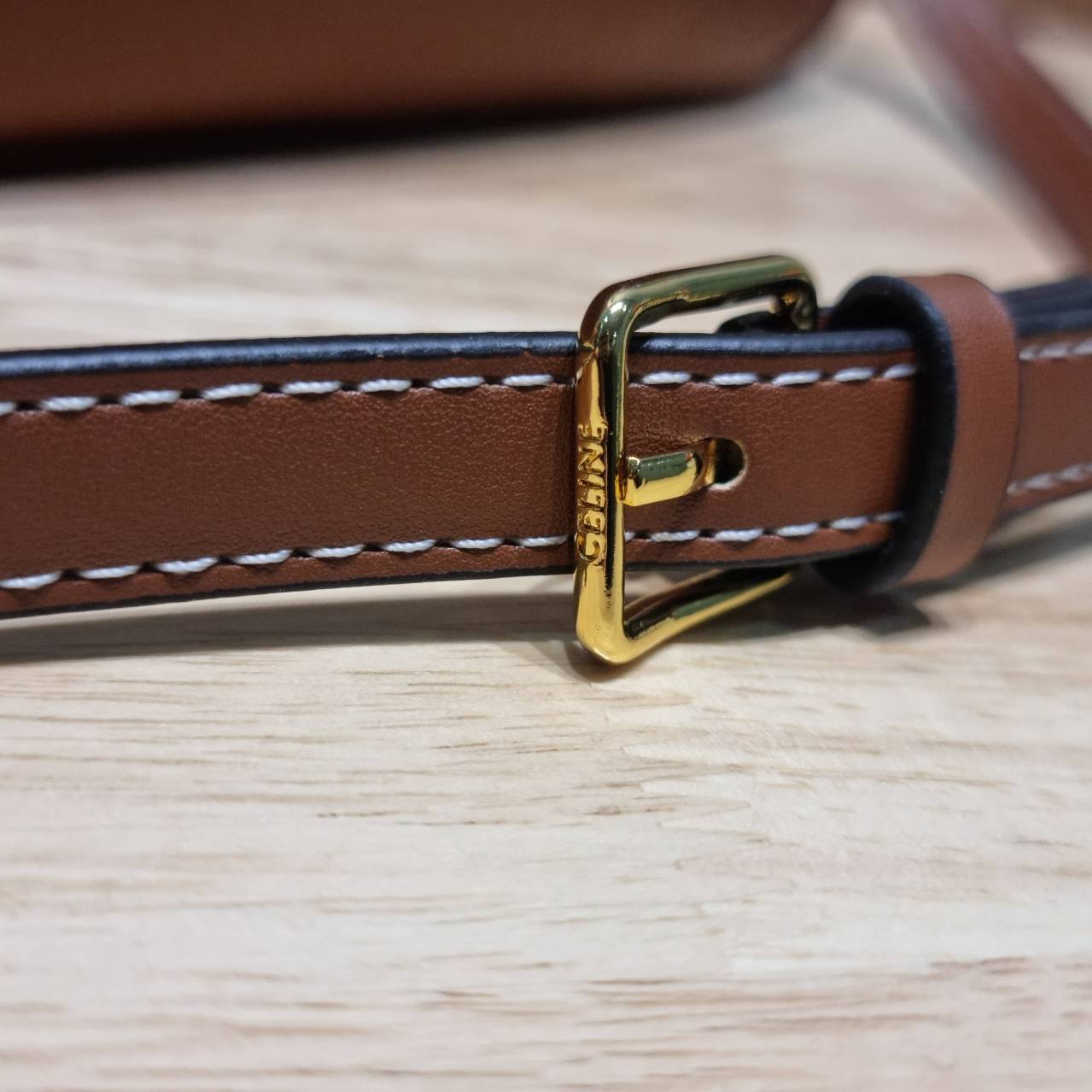 CELINE small camille soft bag มาแรงมาก! กับกระเป๋าที่ตัวแม่ใช้กันเยอะสุดๆ แม่ชมเอย อินฟลูดังๆมีใช้กันครบ ด้วยรูปทรงยอดนิยม