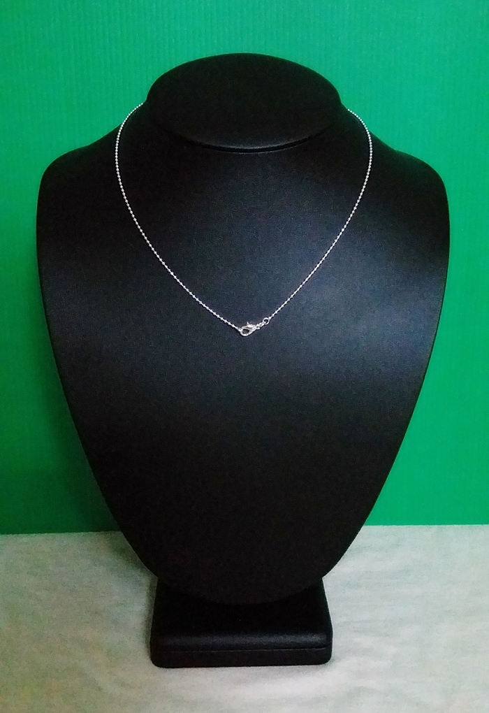 สร้อยคอผู้หญิงชุบเงินลายไข่ปลา ความยาวทั้งเส้น16นิ้วค่ะ