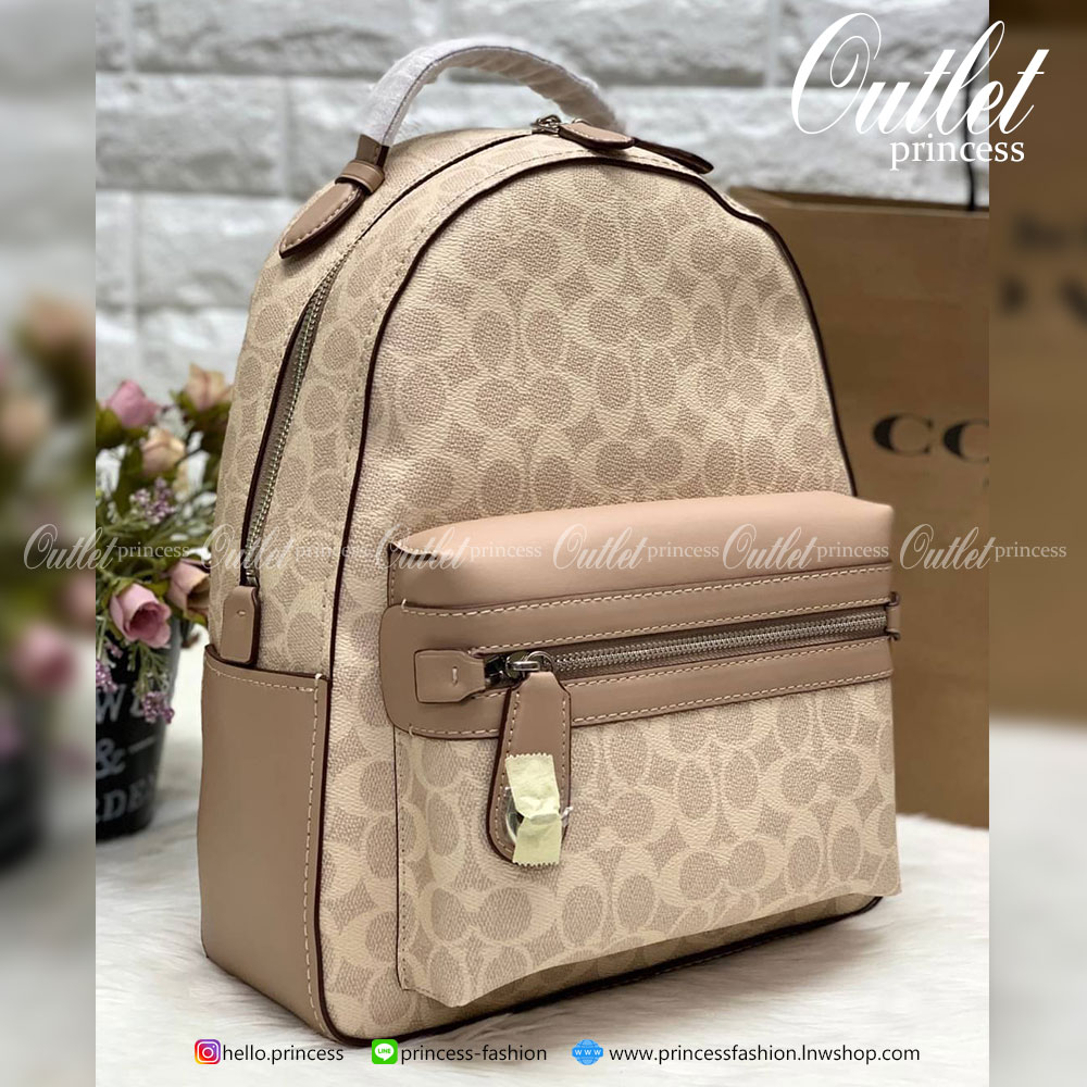 COACH LARGE SIGNATURE CAMPUS BACKPACK (32754) กระเป๋าสะพายหลังแบบมีหูหิ้ว หนังแท้อย่างดี หนังสมูทมากๆค่ะ พร้อมสีสุดคลาสสิค! ด้านหน้ามีช่องซิปขนาดกลางให้หนึ่งช่อง เปิดปิดช่องหลักแบบซิปคู่ ภายในกว้างมากๆค่ะ ใส่ได้เยอะทีเดียว มีช่องซิปและช่องเล็กใส่ของจุกจิก