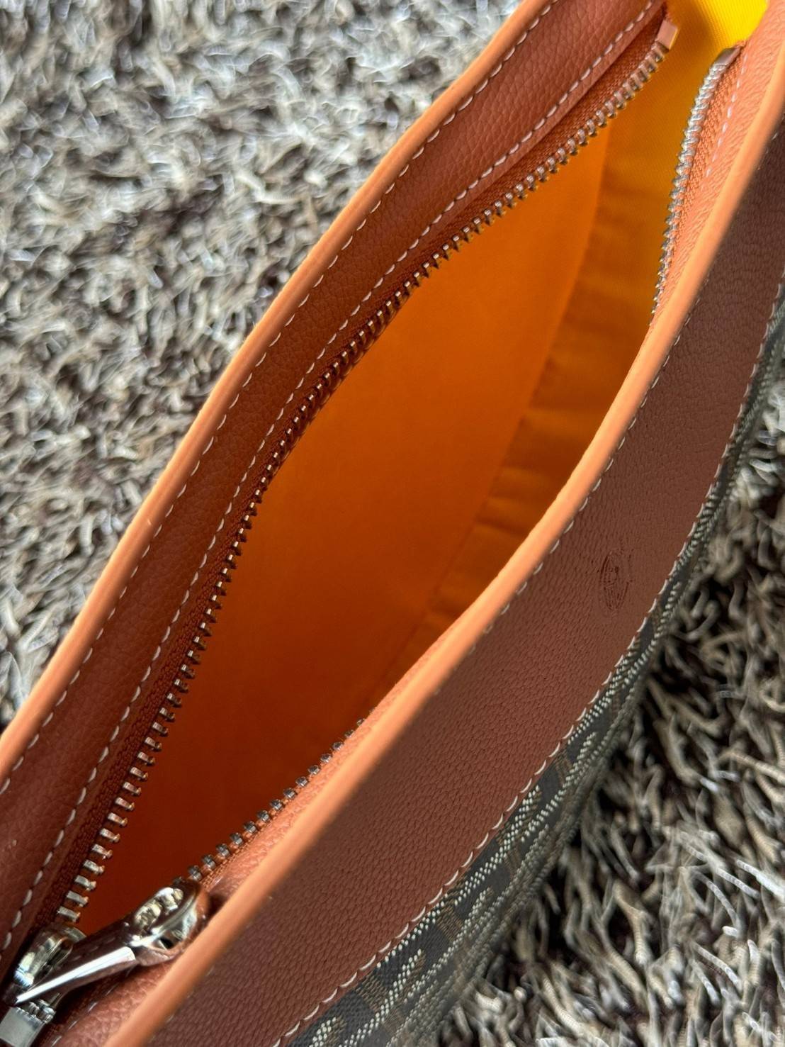 ORI หนังแท้ | GOYARD Hirondelle Bag กระเป๋าสะพายทรงครึ่งวงกลม ใข้งานได้หลายแบบทั้งในสไตล์ลําลอง