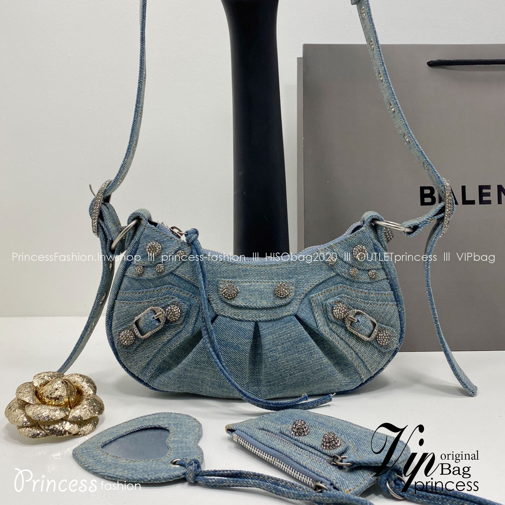 Balenciaga LE CAGOLE XS SHOULDER BAG GIRLY ALLOVER DENIM IN BLUE กระเป๋าสะพายรุ่นยอดนิยม สวยเท่ เกรดออริ 1:1 สลับแท้ ใช้งานต่างประเทศได้