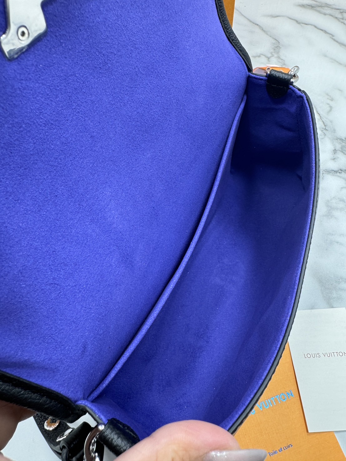 เกรดเทพ Top ORI | LV Buci bag Epi leather grain pattern / lvdiane กระเป๋าสะพายหนังแท้ลายเกรน เกรดดีสุด 🤍 เกรดเทพออริจินอล เทียบแท้ 1:1 ใช้งานได้ทั่วโลก