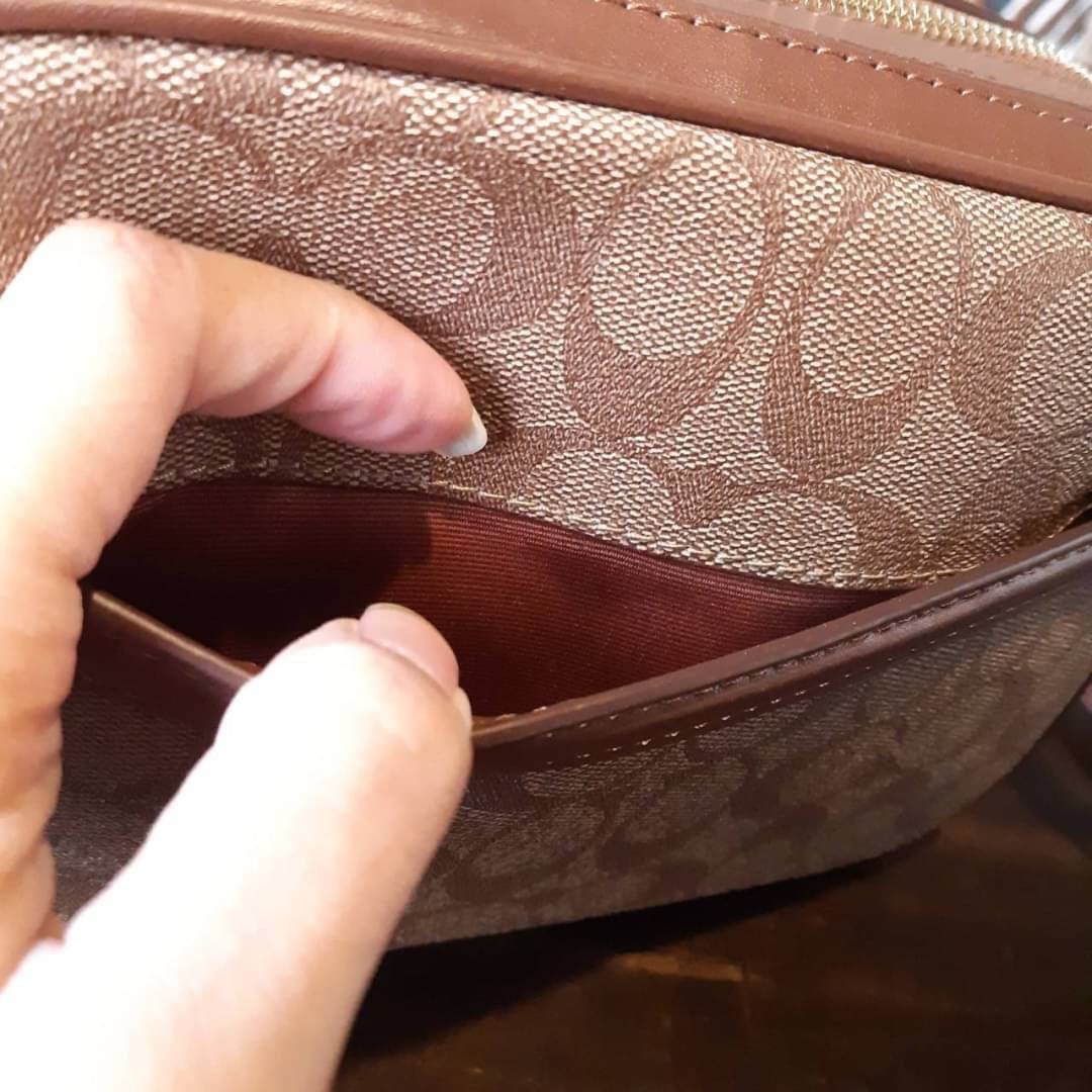 COACH F68168 JES CROSSBODY IN SIGNATURE CANVAS รุ่นยอดฮิต!! กระเป๋าสะพายข้าง รุ่น 2 ซิป ใบใหญ่จุใจ สีคลาสสิคขายดี!!