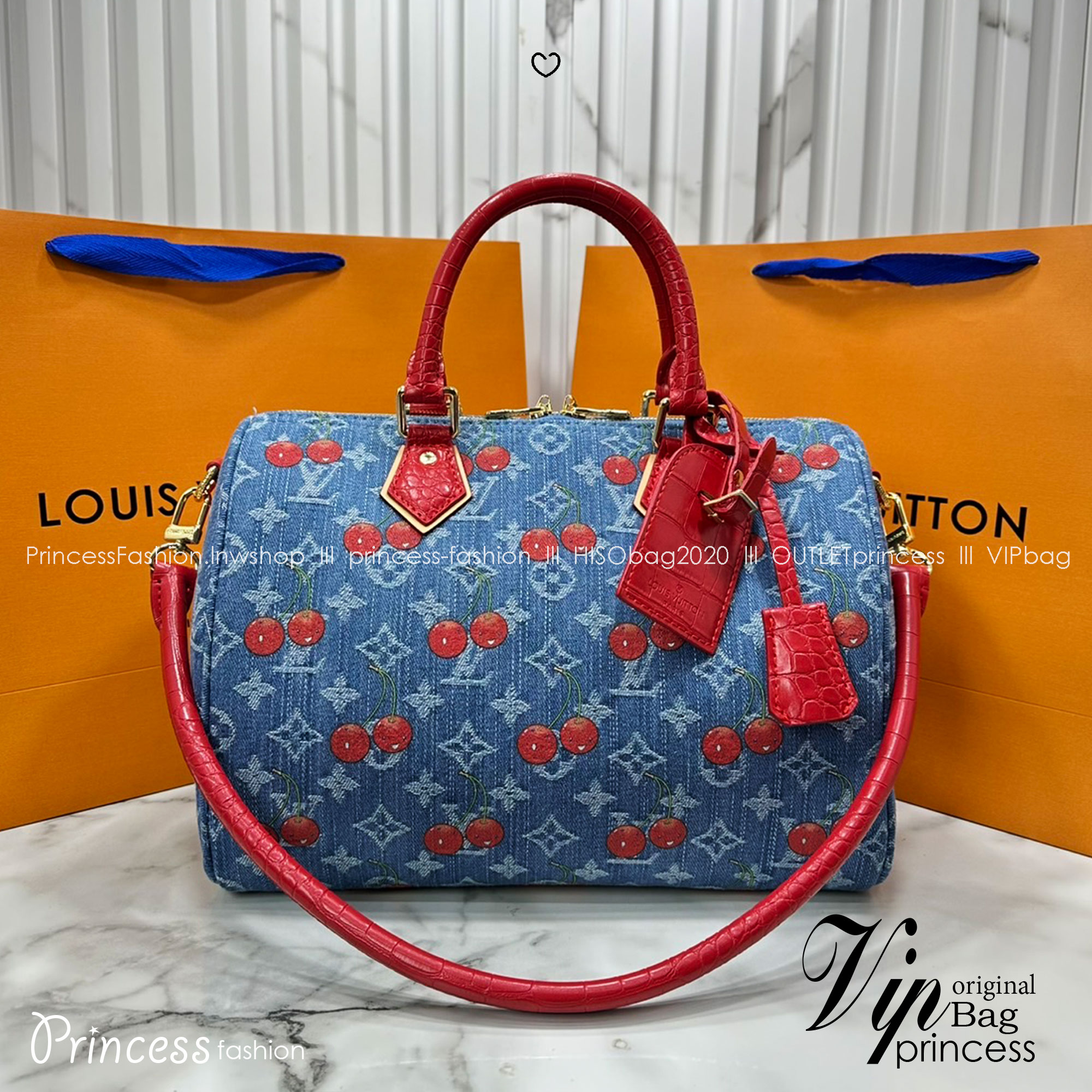 ORI หนังแท้ | LV x TM Bolsa Speedy Soft 30 Monogram cherry ช่วงนี้หน้าเชอรรี่ 🍒 กำลังออก 3 สีสุดฮอตเลือกช็อปได้เลยค่า กระเป๋าสะพายทรงหมอนใบใหญ่ ดีไซน์ใหม่มีชีวิตชีวา แสนสดใสด้วยโมโนแกรมแต่งดีเทลลายเชอร์รี่โดดเด่นสะท้อนความงามเปี่ยมสีสันอันเป็นเอกล
