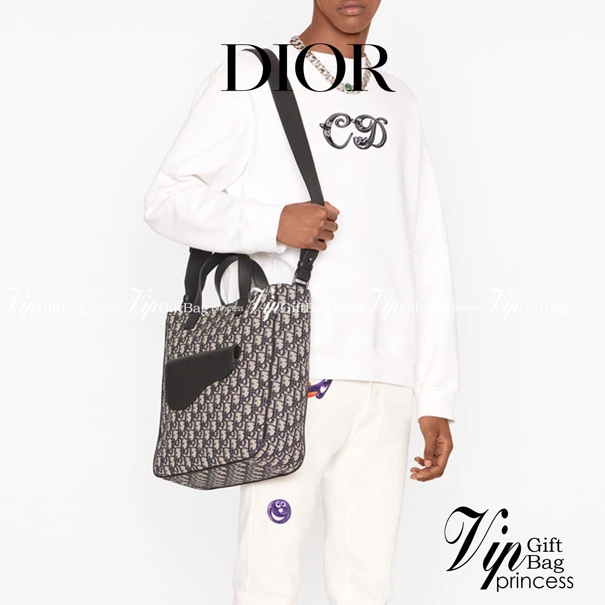 หนังแท้ SADDLE TOTE BAG WITH SHOULDER STRAP Beige and Black Dior Oblique Jacquard พร้อมส่งที่ไทย เกรดออริจินอลหนังแท้และผ้าแจ็คการ์ดอย่างดีทั้งใบ ภาพสินค้าถ่ายจากงานขายจริง ใช้งานต่างประเทศได้