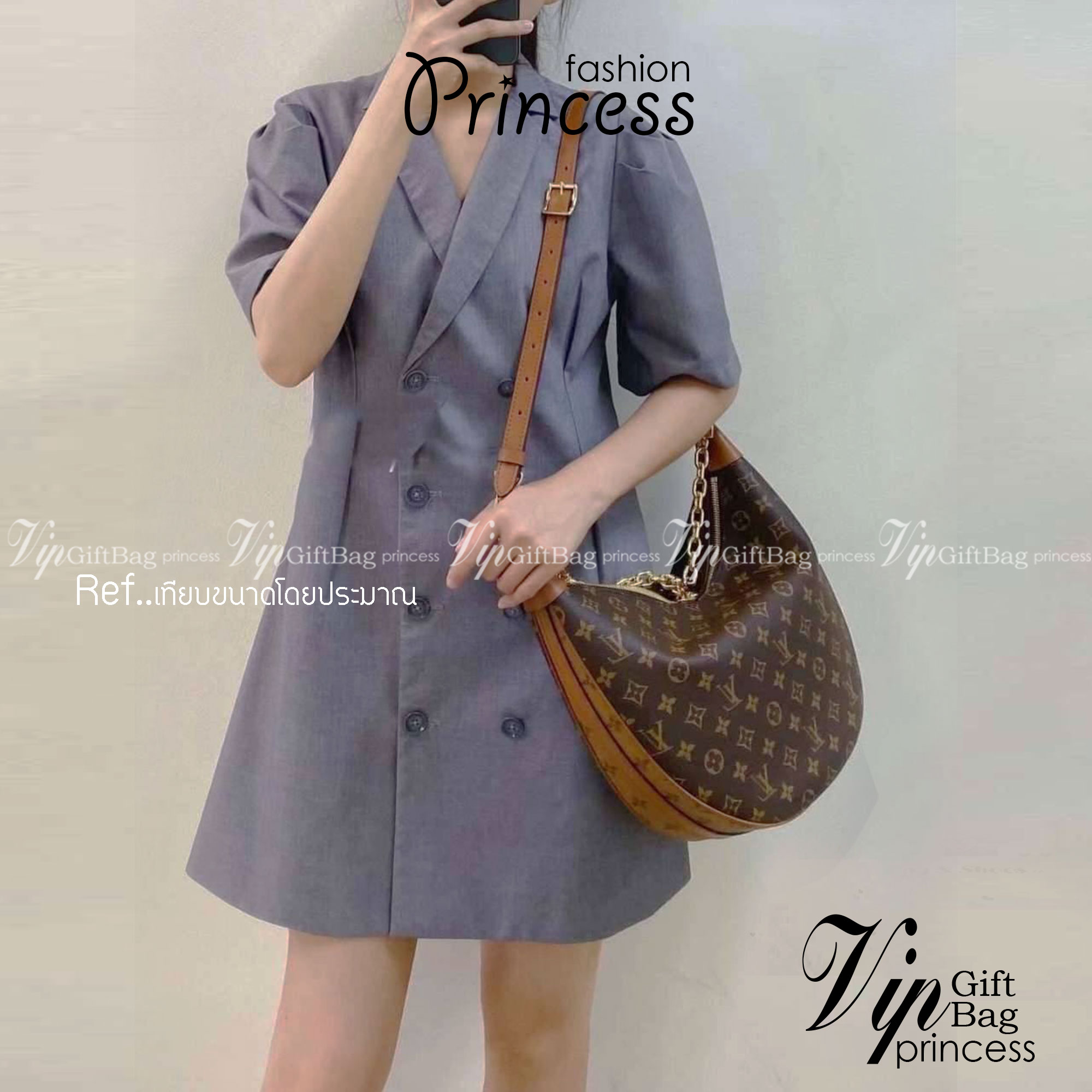 LV Loop Hobo Monogram Canvas - Handbags 11" สุดยอดเดอะเบสท์ไอเท็ม ต้องยกให้เลย กับกระเป๋าสะพายใบใหญ่ สวยหรู ดูแพงมาแต่ไกล ยังคงคลาสสิค ผู้ดี หรูหรา ขนาดกำลังพอดี ใส่โทรศัพท์ได้ทุกรุ่น วัสดุหนังแคนวาสคุณภาพ ด้านหน้ามีช่องซิปแยก สายสะพายมีมาให้ถึง 2 แบ