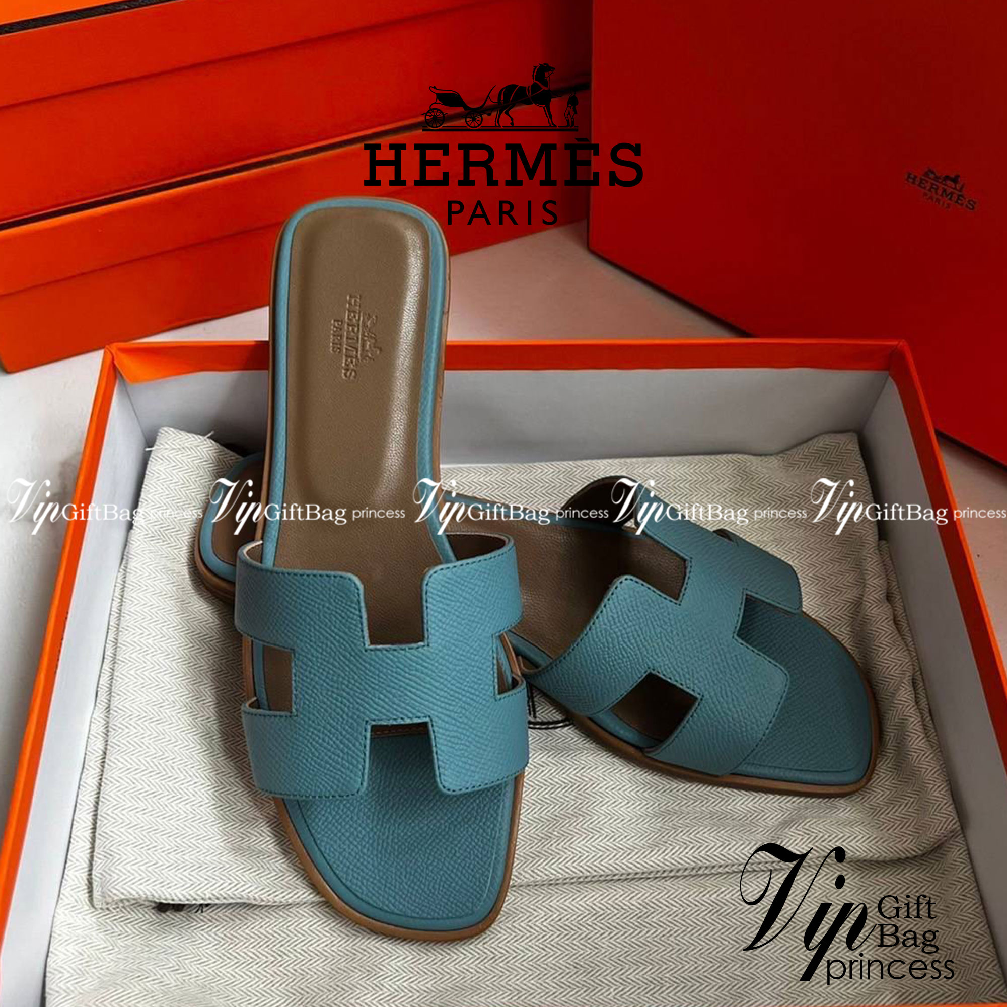 หนังแท้ Hermes sandal Epsom leather รองเท้าแตะงานสั่งตัตใช้สลับแท้ เกรดออริจินอล 1:1 เกรดเหมือนสุด มี series code ทุกคู่ งานตัดเย็บปราณีตละเอียด ใส่สบาย ไม่ลื่น ใช้ทนนาน เกรดนี้คุ้มมาก ไม่ผิดหวังค่ะ ภาพสินค้าถ่ายจากงานขายจริง ใช้งานต่างประเทศได้
