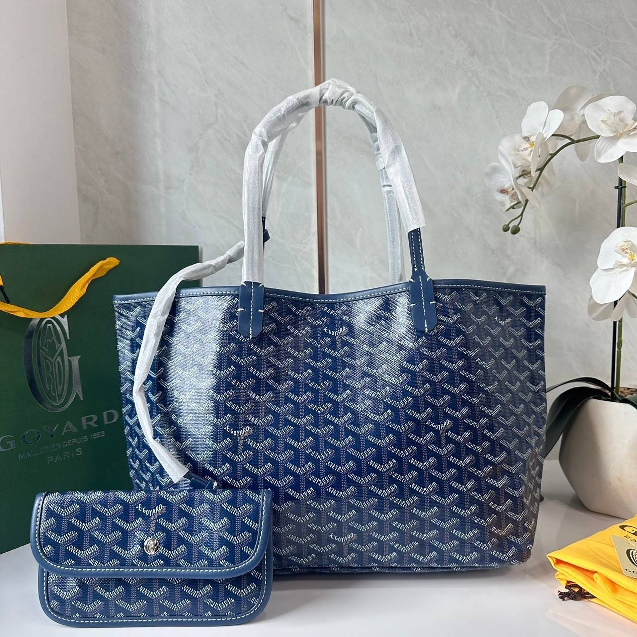 พร้อมส่ง 5 สี PM GOYARD ANJOU PM REVERSIBLE TOTE BAG / Goyard tote bag กระเป๋าทรงโท้ทใบใหญ่ เกรดไฮเอน 1:1 ใช้งานต่างประเทศได้ ภาพถ่ายจากงานขายจริง