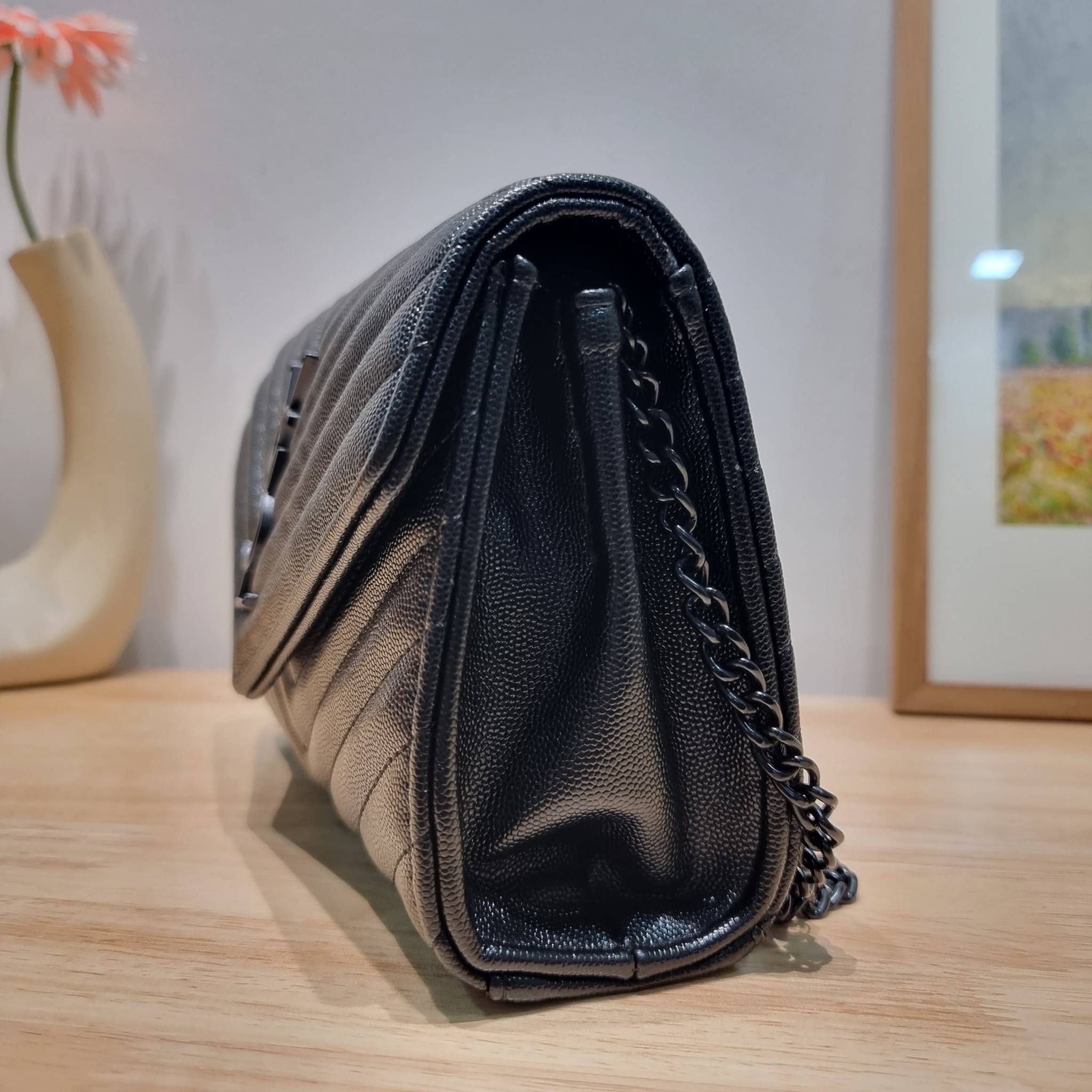 YSL WOC 9 ไม่เคยผิดหวังจริงๆ!! กับรุ่นที่สาวๆรู้กัน Yves Saint laurent clutch bag with chain กระเป๋าสะพายทรง woc สุดฮอต ดีไซน์เรียบหรู