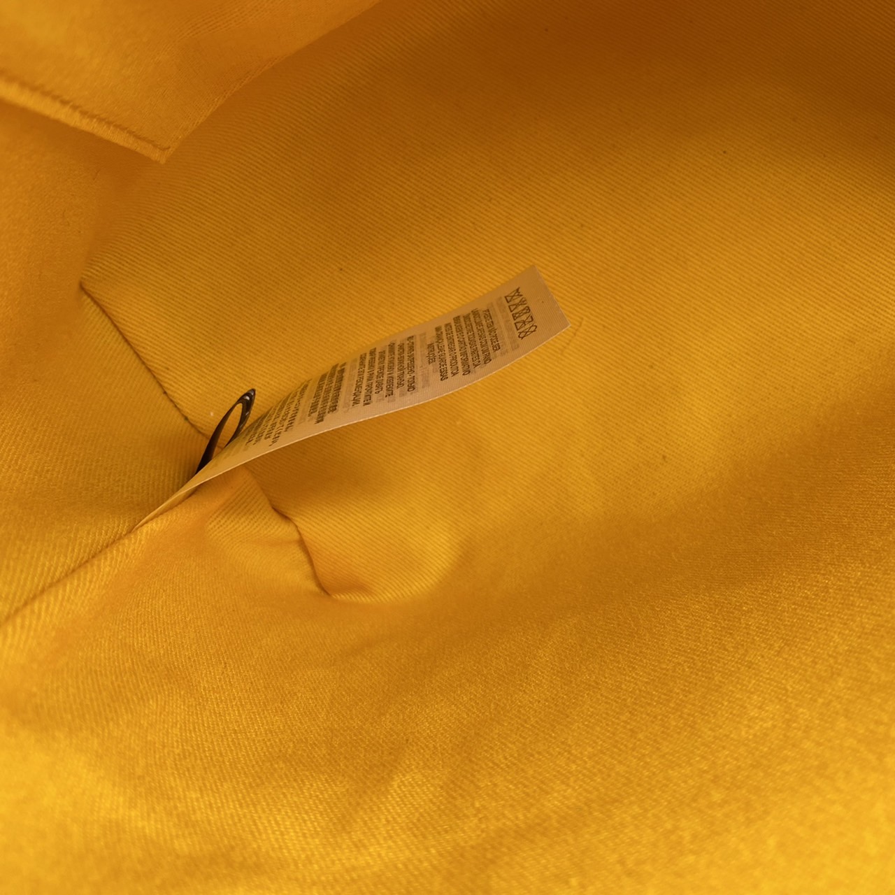 (รวมแบบ) หนังแท้ GUCCI Animal-Friendly Gucci Kid GG Supreme Tote Bag ลายใหม่น่ารักมากเลยค่าา งานหนังแท้ทรงตั้งสวย ขนาดกะทัดรัด จุของได้เยอะ ใช้ได้ทั้งเด็กและผู้ใหญ่ น่ารักมากค่ะ