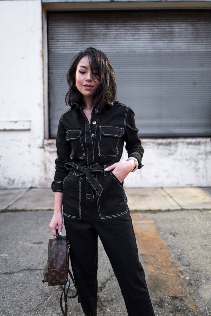 LV Backpack Size Mini | สายสะพายเล็ก ถอดได้ LV palm springs New in!! เข้าแล้วกับไอเท็มยอดฮิต หรูหราพร้อม box set สุดสวย ที่สุดของความคุ้มค่า LV palm springs กระเป๋าแบ็คแพ็ค มาให้เลือก 2 ไซส์ ขายดี วัสดุหนังแคนวาสคุณภาพดี มีช่องซิปแบ่งสัดส่วน ใบเล็กสายวะพา