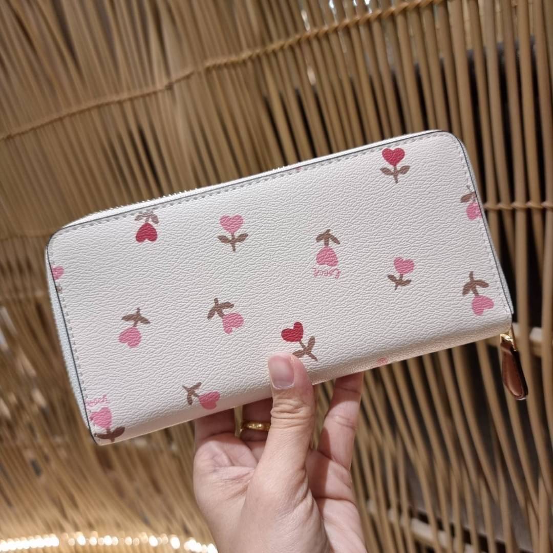 OUTLET 】COACH ACCORDION ZIP WALLET IN SIGNATURE CANVAS F86093 C3287 F98126 กระเป๋าสตางค์ใบยาว น่ารักน่าใช้