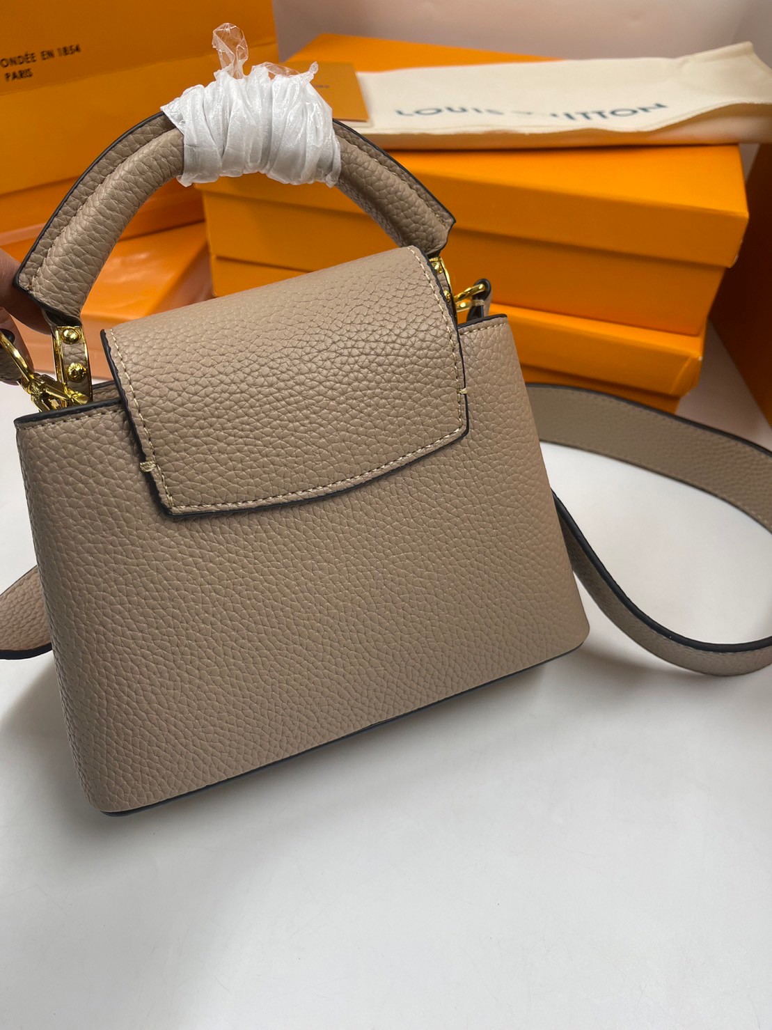 LV BB Capucines Python Handbags / LV Capucines BB Taurillon Leather 20cm พร้อมส่ง 6 สี **สินค้าเกรดออริจินอล 1:1 สลับแท้ ใช้งานต่างประเทศได้