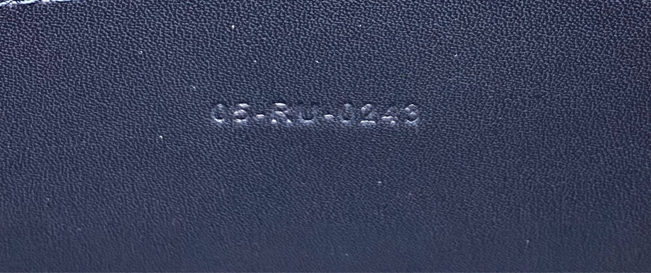 DIOR SMALL BOSTON BAG Blue Oblique Embroidery and Smooth Calfskin / DIOR Box Bag พร้อมส่ง กระเป๋าสะพายทรงกล่อง New for Winter 2023 คอลผู้ดี สวยหรู ตอบโจทย์และแมทช์ได้กับทุกลุคทุกสไตล์